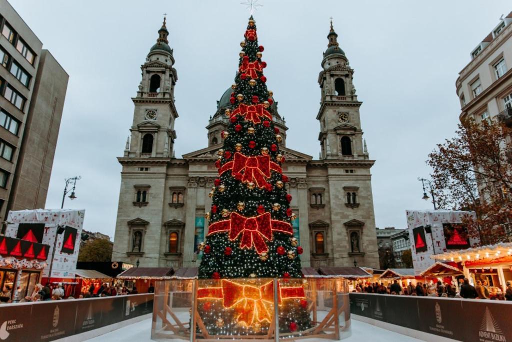 Andy'S Home Central Apatment Budapest Luaran gambar